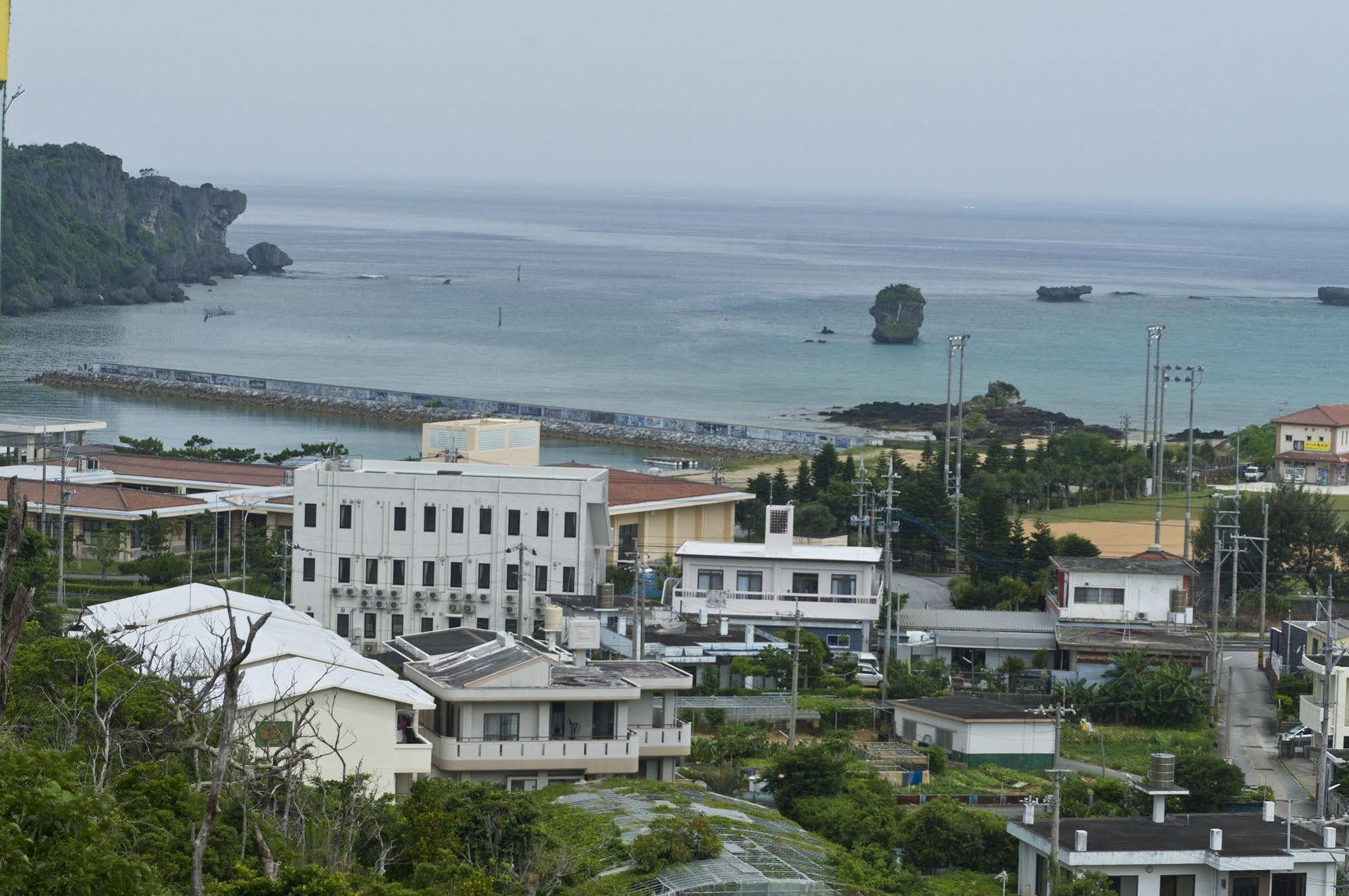 Pangoo Onna Japanese Style Hotel מראה חיצוני תמונה
